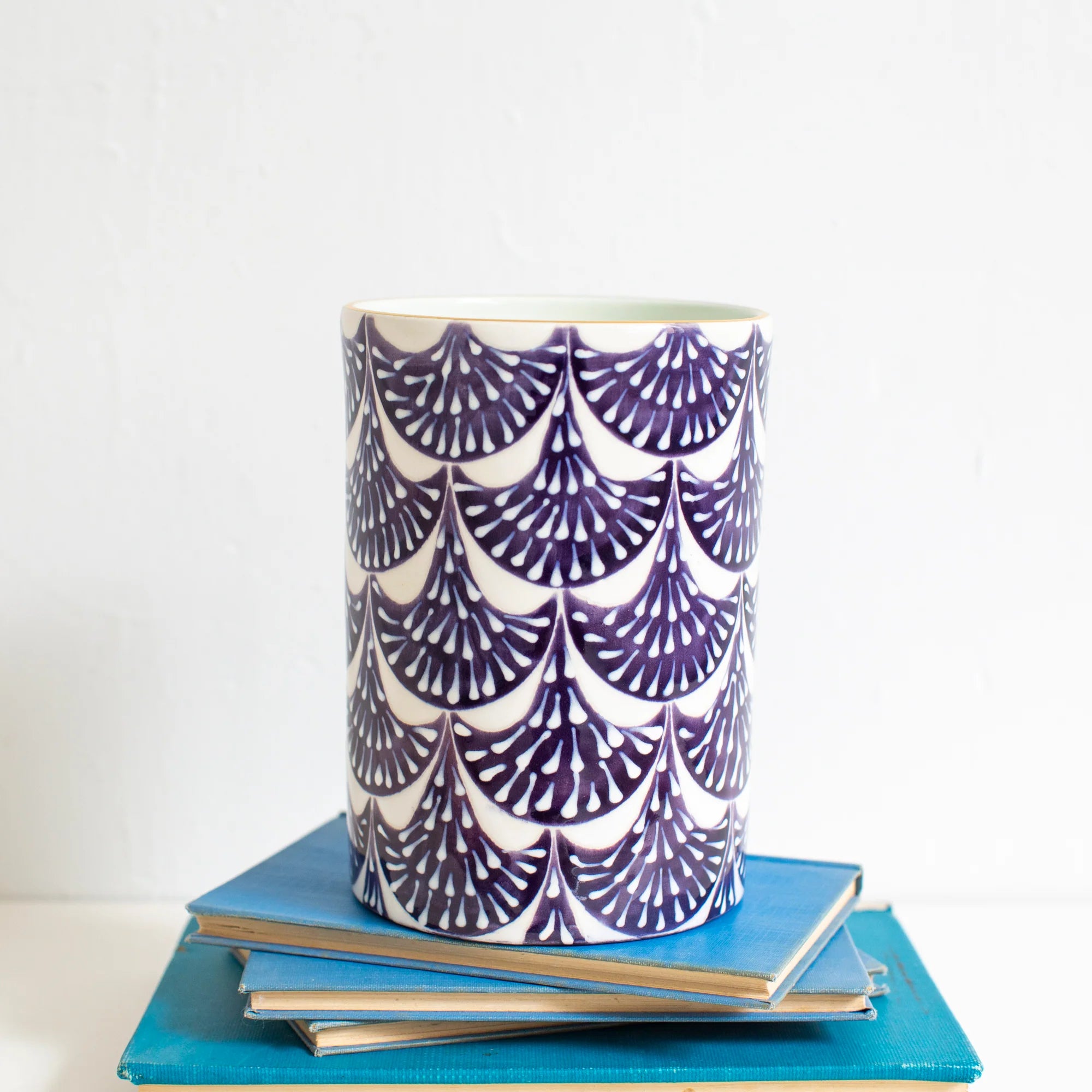 Fans Small Utensil Vase