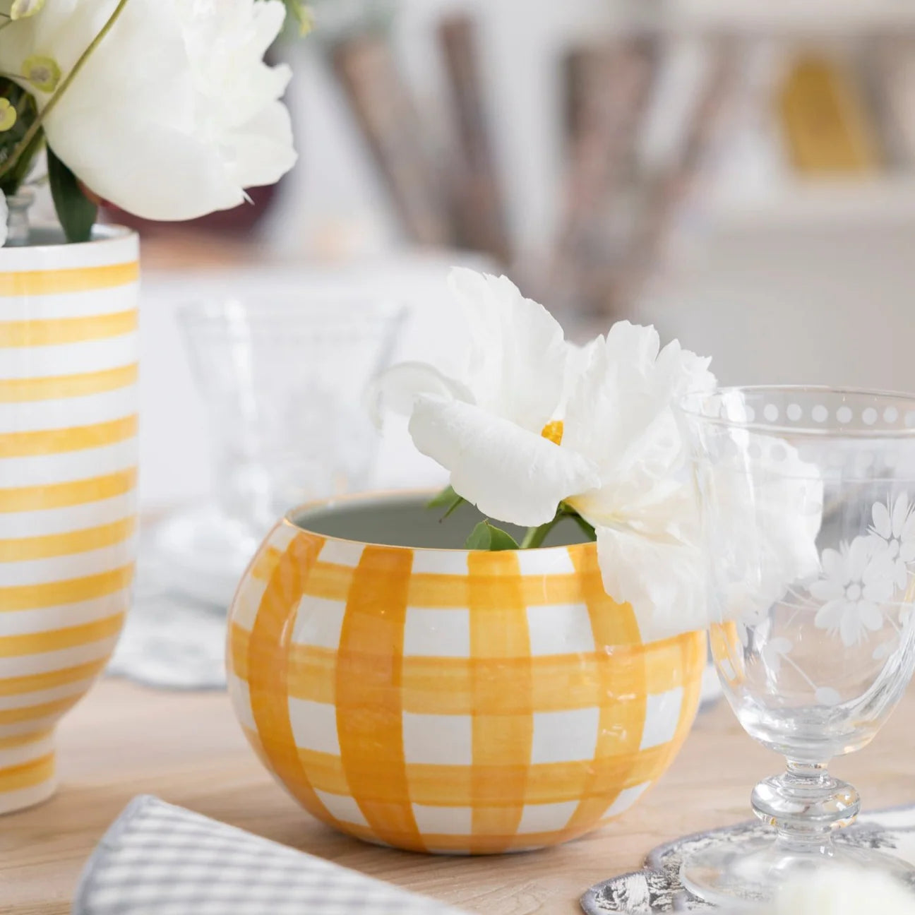 Gingham Small Belly Bowl