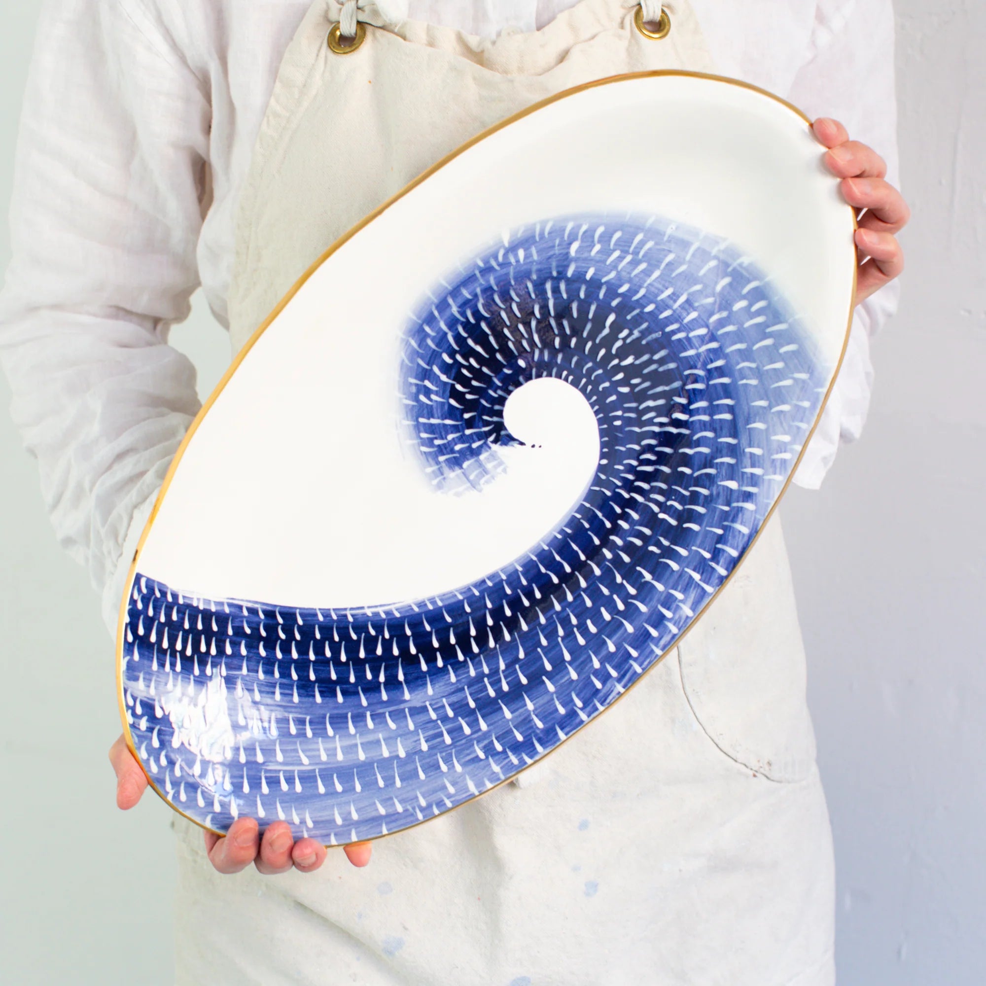 Gloucester Swoosh Medium Oval Tray in Delft