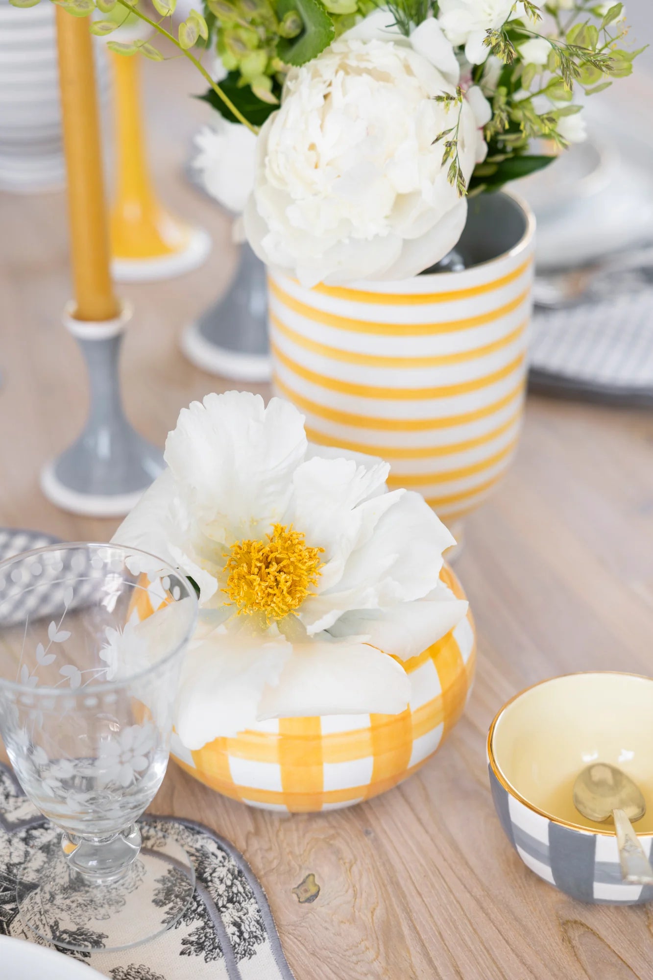 Gingham Small Belly Bowl