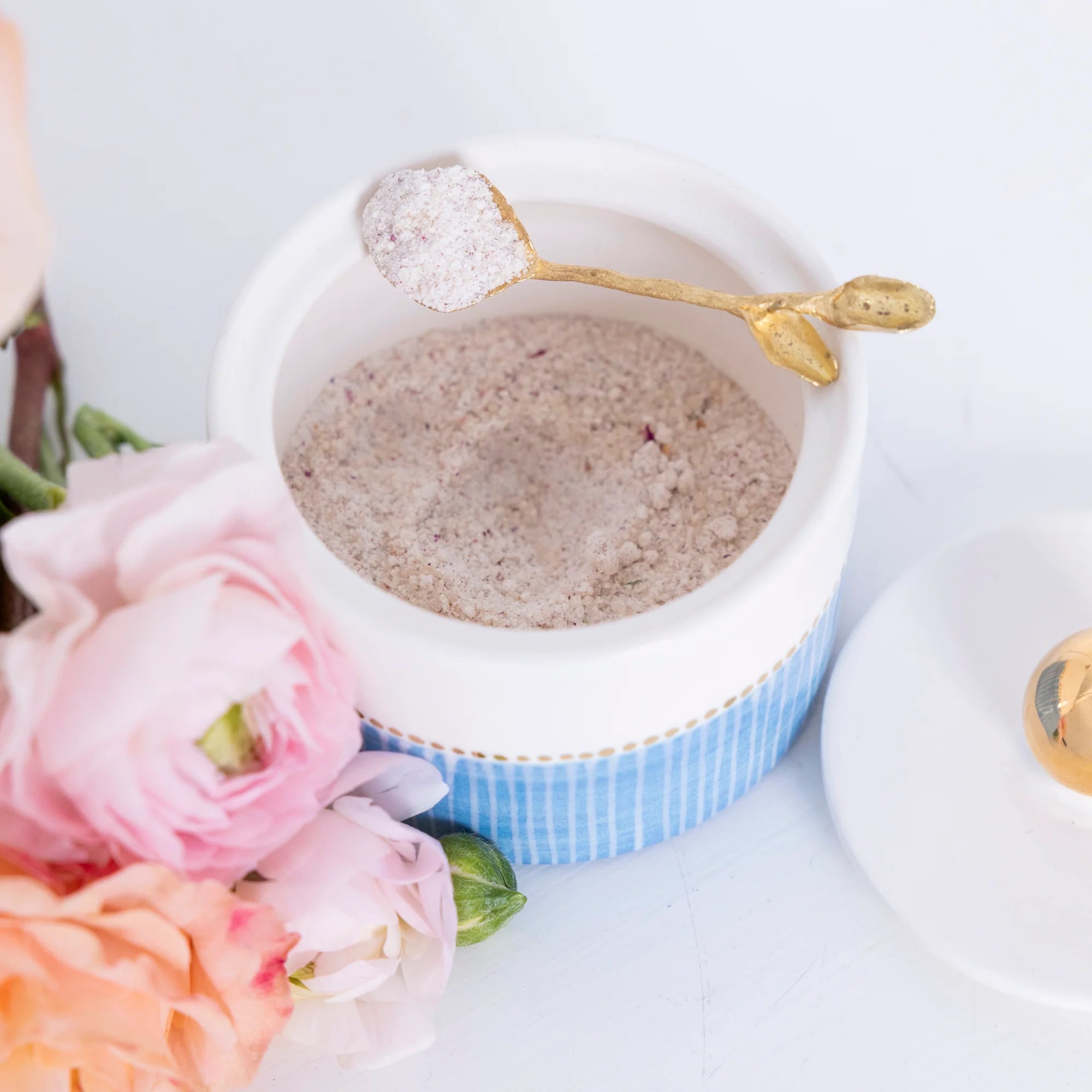 Ready to Ship- Sugar Bowl