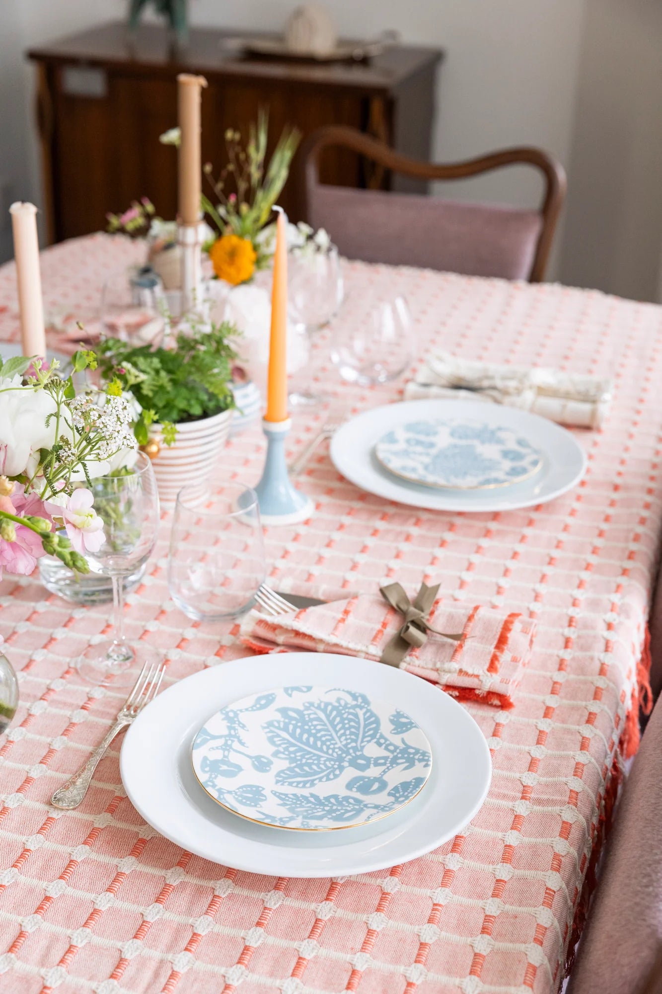 Hopsack Hand Finished Tablecloth- Coral