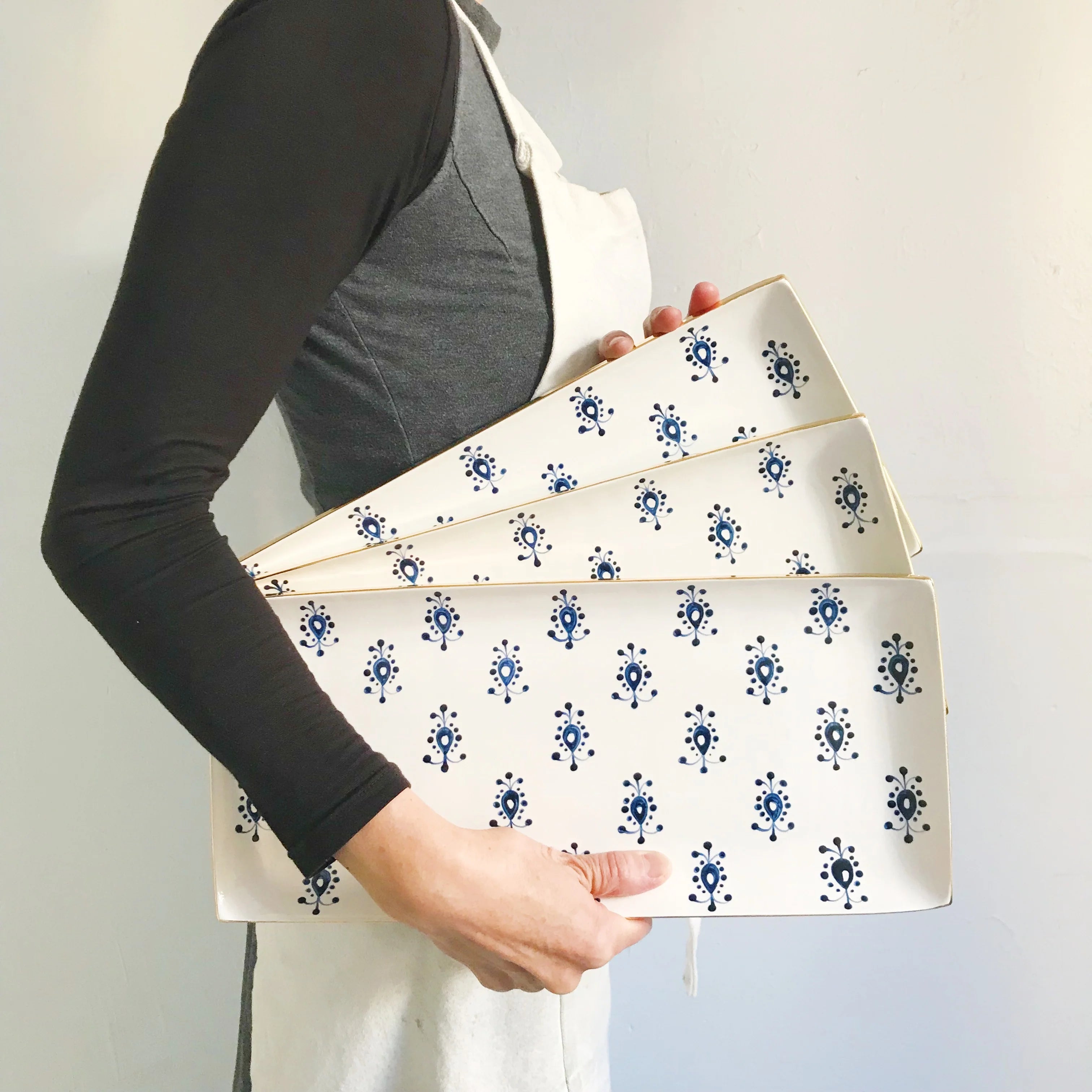 Cocktail Tray in Wink